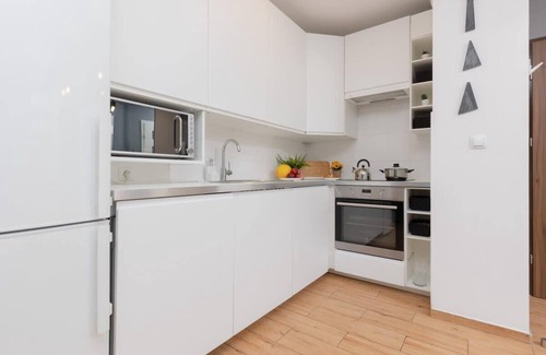 Powazki Apartment | Wawrzyszewska 9 | 1 Bedroom | Parking | Balcony