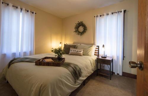 Dalton House | Wayfarer Inn