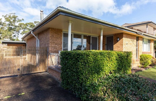 Hawks Nest House | Wayila - Riverfront - Pet Friendly
