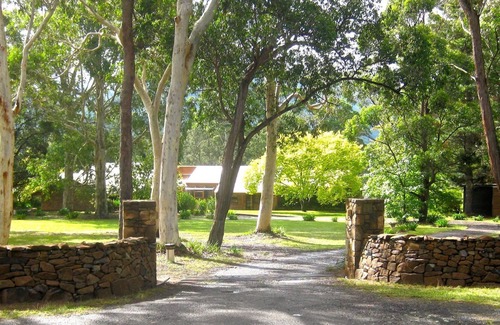North Nowra Apartment | Waymount Farm Luxury Escape for families, couples and pets.