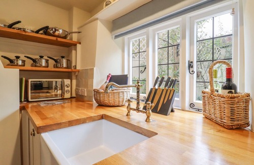 Pavenham Cottage | Wayside Cottage