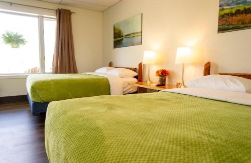 Manitoulin District Hotel | Wayside Motel Manitoulin