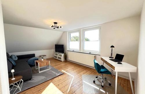 Region Hannover District Apartment | WD Living Wooden Black and White inkl Parkplatz