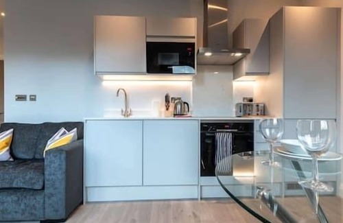 Staines Apartment | We are delighted to present these stunning apartments.