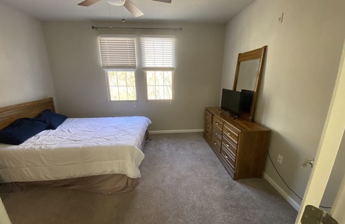 Cumberland Apartment | We are located 5 minutes from the bravers stadium, and 15 from downtown Atlanta