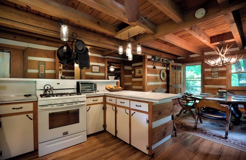 Greeneville Cabin | WE ARE OPEN! Authentic log cabin on Paint Creek, 0.5 mi to Appalachian Trail