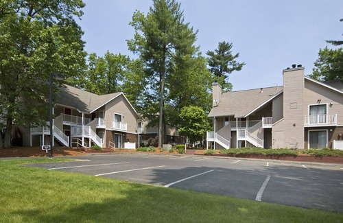 Merrimack Apartment | We are your home with hotel services and offer the BEST value around!