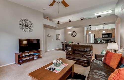 East Mesa Condo | We Be Jammin' at Coyote Landin 2/2, Hot Pool!