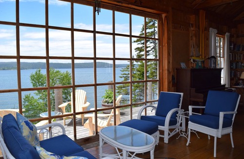 Seal Cove Cottage | WE DO NOT ACCEPT 2026 RESERVATIONS UNTIL JANUARY