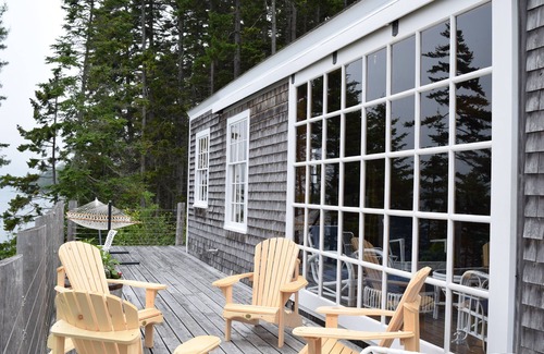 Seal Cove Cottage | WE DO NOT ACCEPT 2026 RESERVATIONS UNTIL JANUARY