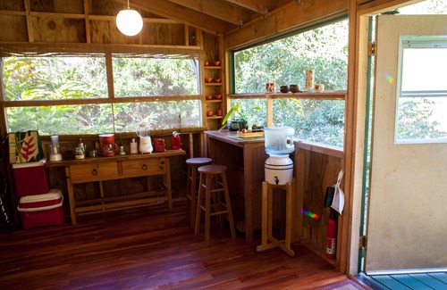 Captain Cook Cabin | 'We Loved This Romantic Getaway for Two !' - Testimonial.