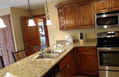 Gatlinburg Resort | We own 2 bedroom deluxe 1 week every year.