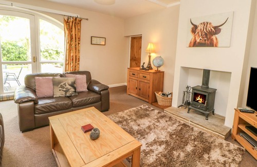Witton-le-Wear Cottage | WEAR VIEW COTTAGE, pet friendly, with open fire in Hamsterley