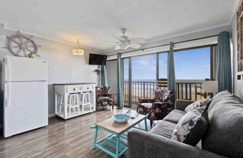 Carolina Beach Condo | Weathertree by the Sea off the Boardwalk Oceanview