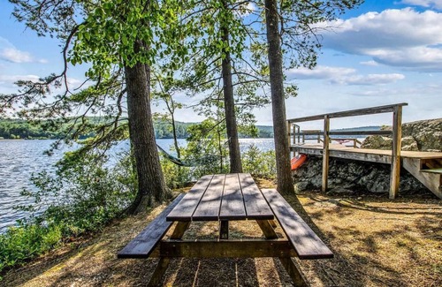 Franklin House | Webster Lake Retreat for Nature and Water Lovers