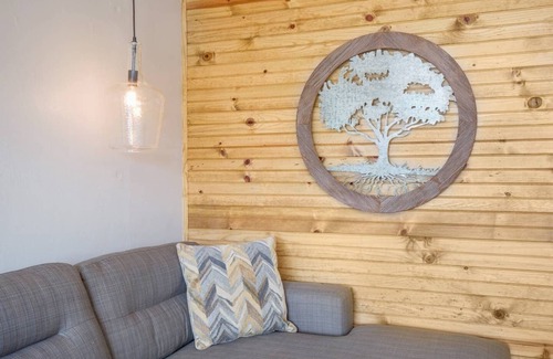 Dripping Springs House | Wedding Venue Accommodations/Hill Country Getaway