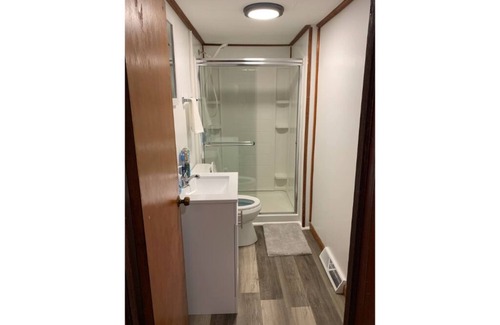 Portland House | Weddle Lodging & Outfitters White House.