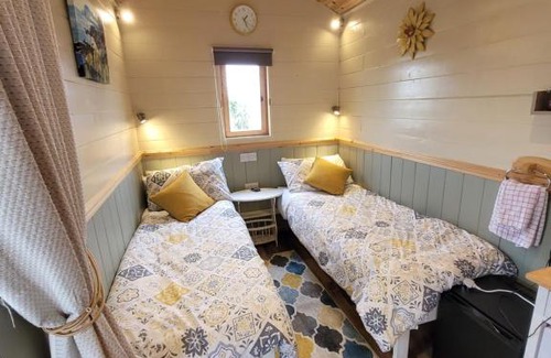 Dromineer Other | Wedger's Hut