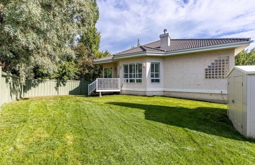 West Edmonton Apartment | Wedgewood House Sarup