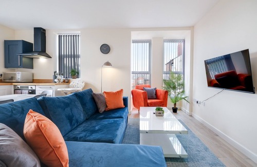Wednesbury Apartment | Wednesbury, 2 Bedroom Apartment 201 with Parking