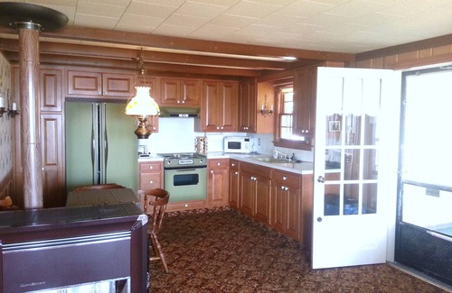 Prudenville Cottage | Week of Aug 9-16 is OPEN! Never too Early to Book a Fall Vacation.!
