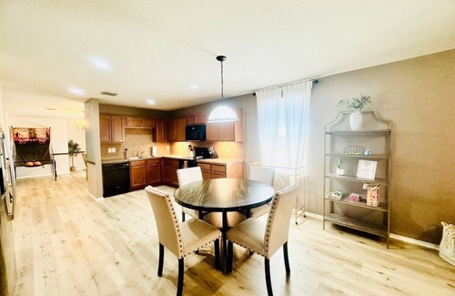 Frisco House | Weekday Escape - near UNT Frisco & The STAR