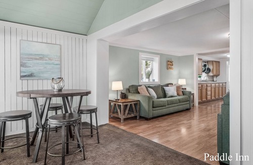 Palo Cottage | Weekday Specials! A Peaceful Getaway- Dog Friendly