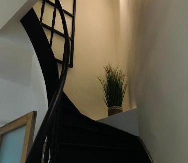 Ronse House | Weekend 18