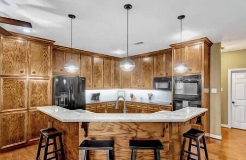 Brookshire Other | Weekend Getaway - Country Oasis Pool, Hot Tub, Texas Longhorns & Event Venue