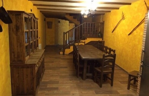 Tamajon Cottage | WEEKEND OFFERS Country house (full rental) La Senderuela 13 person