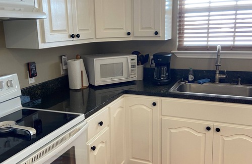Cedar Lane House | WEEKLY DISCOUNT Beach & Sport Fishing Boat House and Pier
