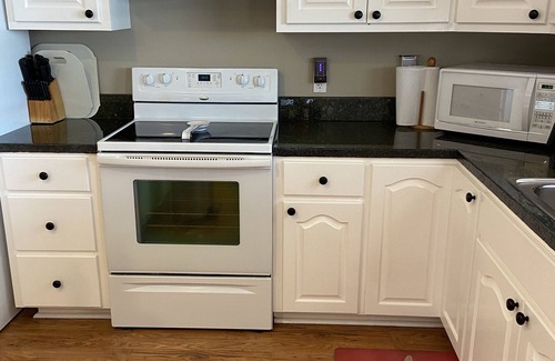 Cedar Lane House | WEEKLY DISCOUNT Beach & Sport Fishing Boat House and Pier