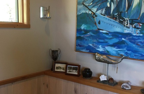 Lund Cottage | Weekly Rentals Lund Cottage close to the Harbour/Powell River