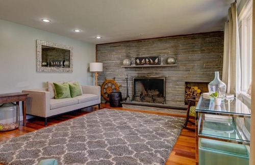 Forestdale House | Weeks Pond Charmer