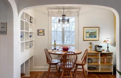 West Annapolis House | Weems Creek Cottage, Annapolis Waterfront