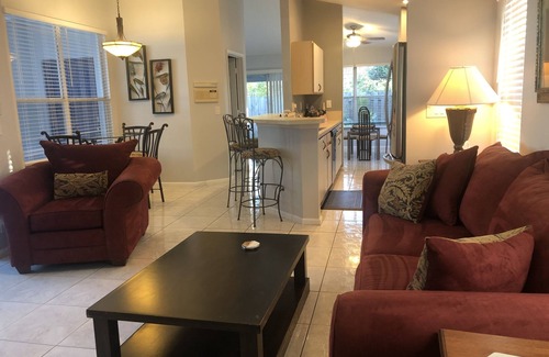 Wellington House | WEF, 3 Bedroom 3.5 bath wellington home just min to show grounds