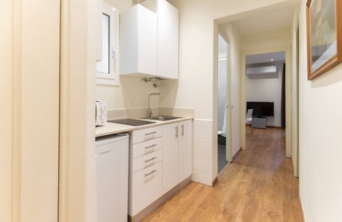El Guinardo Apartment | Weflating SANT PAU - Sup 4 BDR