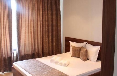 Shkorpilovtsi Hotel | Weißer Schwan