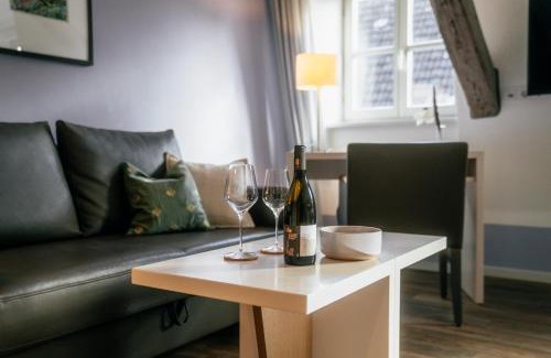 Dettelbach Hotel | Weinbar & Gästehaus Himmelstoss