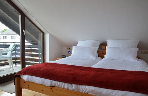 Lieser House | Weingut Gindorf