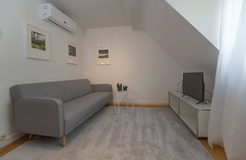 Weinheim Apartment | WeinheimBudget (1) *Air conditioning*