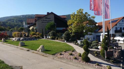 Burrweiler Hotel | Weinhotel Kienle