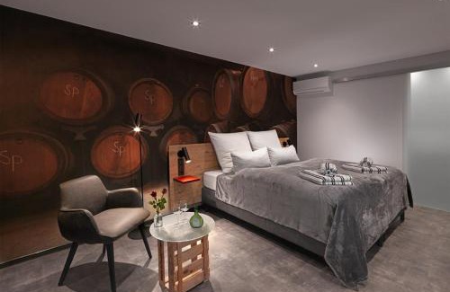 Wasserlos House | WeinMotel Simon 1 a