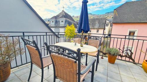 Reil Apartment | Weinstock - klimatisierte Ferienwohnung mit Sonnenterrasse