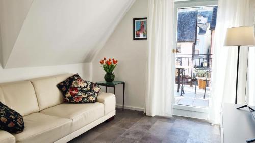 Reil Apartment | Weinstock - klimatisierte Ferienwohnung mit Sonnenterrasse