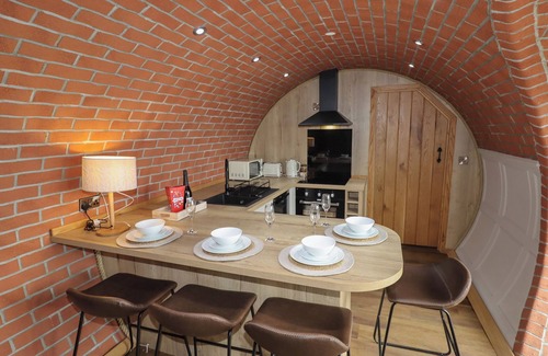 Ruthin Cottage | WEIRGLODD, family friendly, character holiday cottage in Ruthin