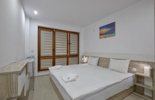 Burgas Center Apartment | Weiss Estate by EstateAutomata