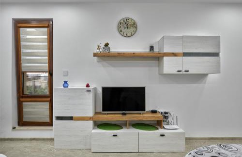 Burgas Center Apartment | Weiss Estate by EstateAutomata