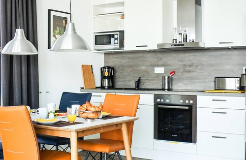 Plau am See Apartment | Weisses Haus Plau - Lake view apartment - MAISONETTE 1 with terrace