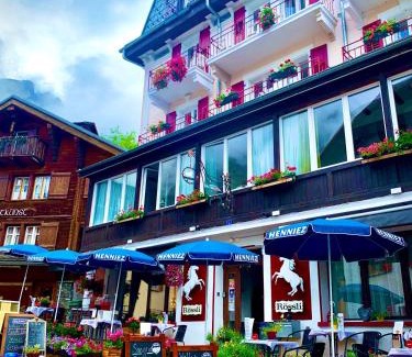 Leukerbad Hotel | Weisses Rössli